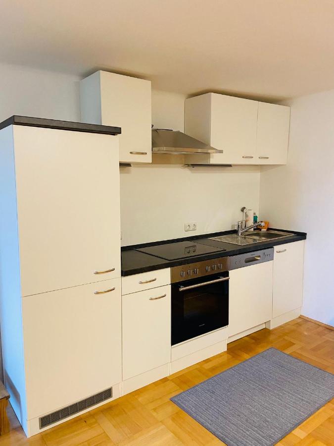 Zentrale Wohnung Gmunden Alte Baeckerei Exterior foto